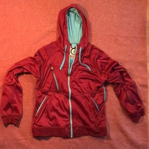 Medium maroon aperture snowfleece